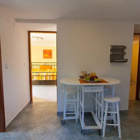 Apartament Mir *