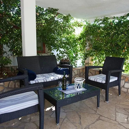 Mir Apartament *