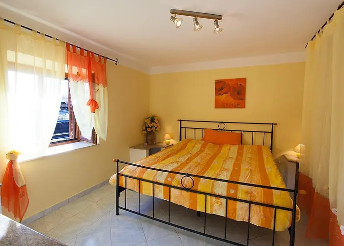 Mir Apartment