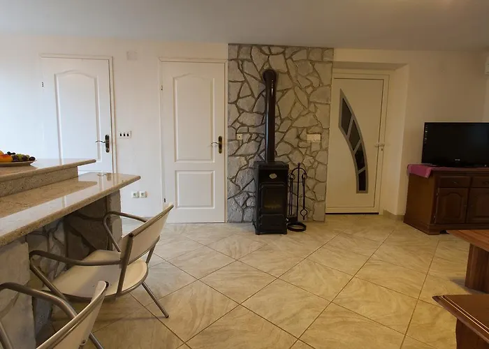 Apartment Mir